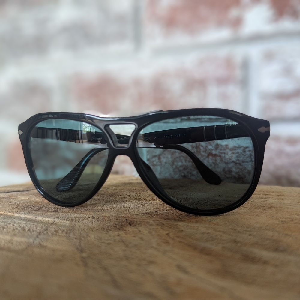 Persol Roadster GT  P3008 Black with Crystal Blue Photochromic Polarized lenses